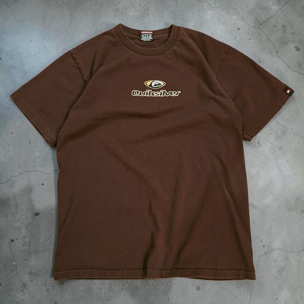 Quiksilver Brown Graphic T-Shirt Skater Y2K Vintage Logo Size Large